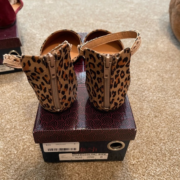 Leopard flats - Picture 2 of 2